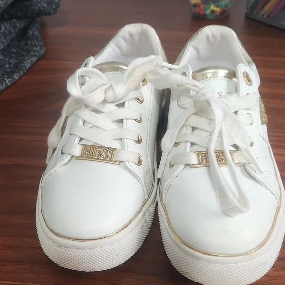 Shoes - Picture 2 of 2